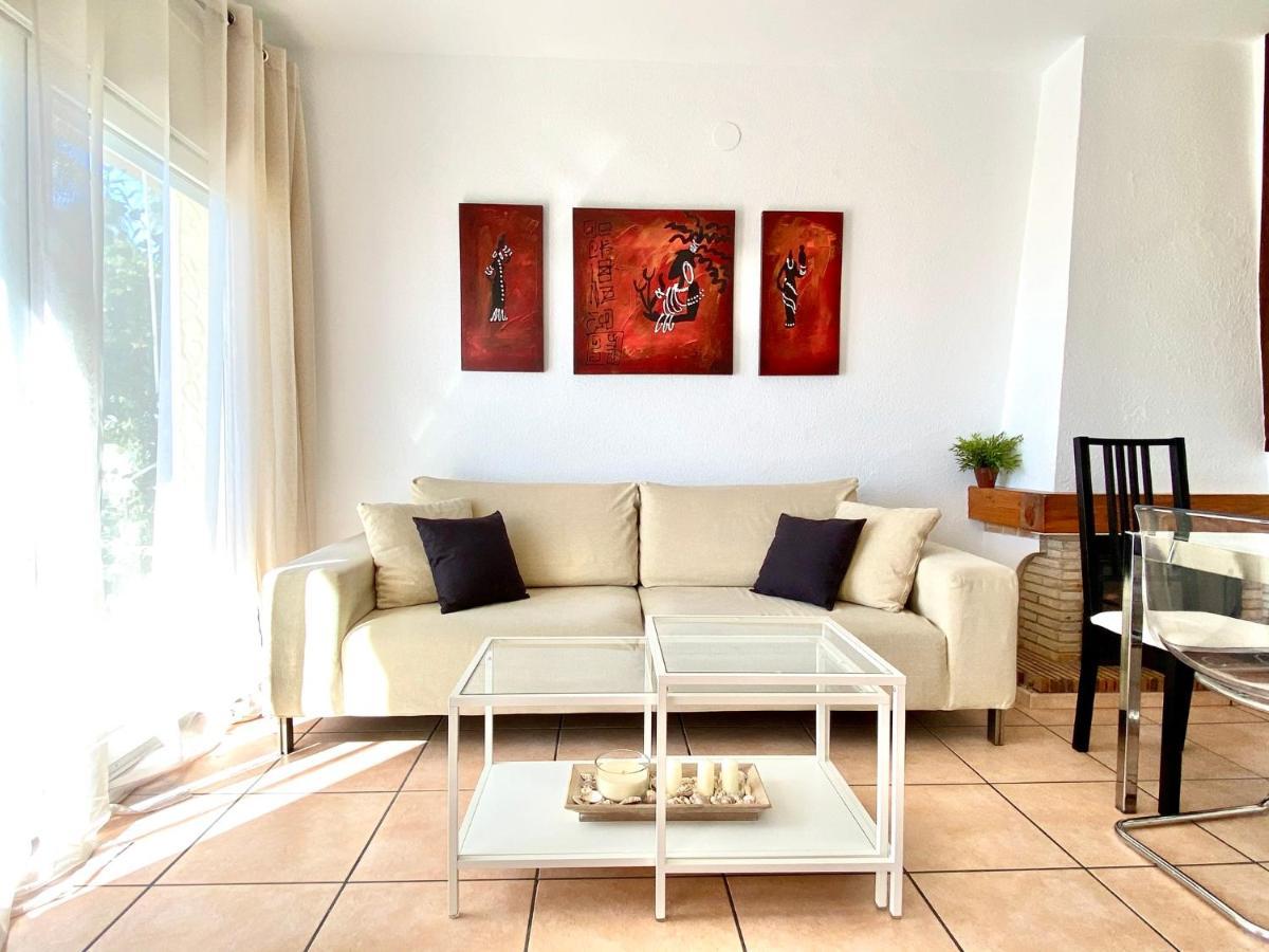 House In Front Of The Beach With Sea View Cambrils Exterior photo